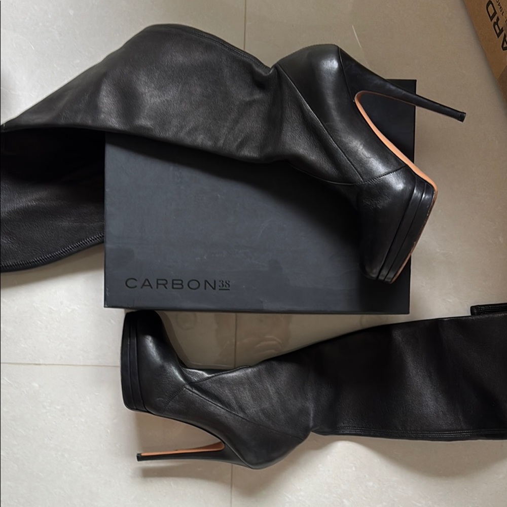 SOLD！！！Casadei Women's Black Leather Boots